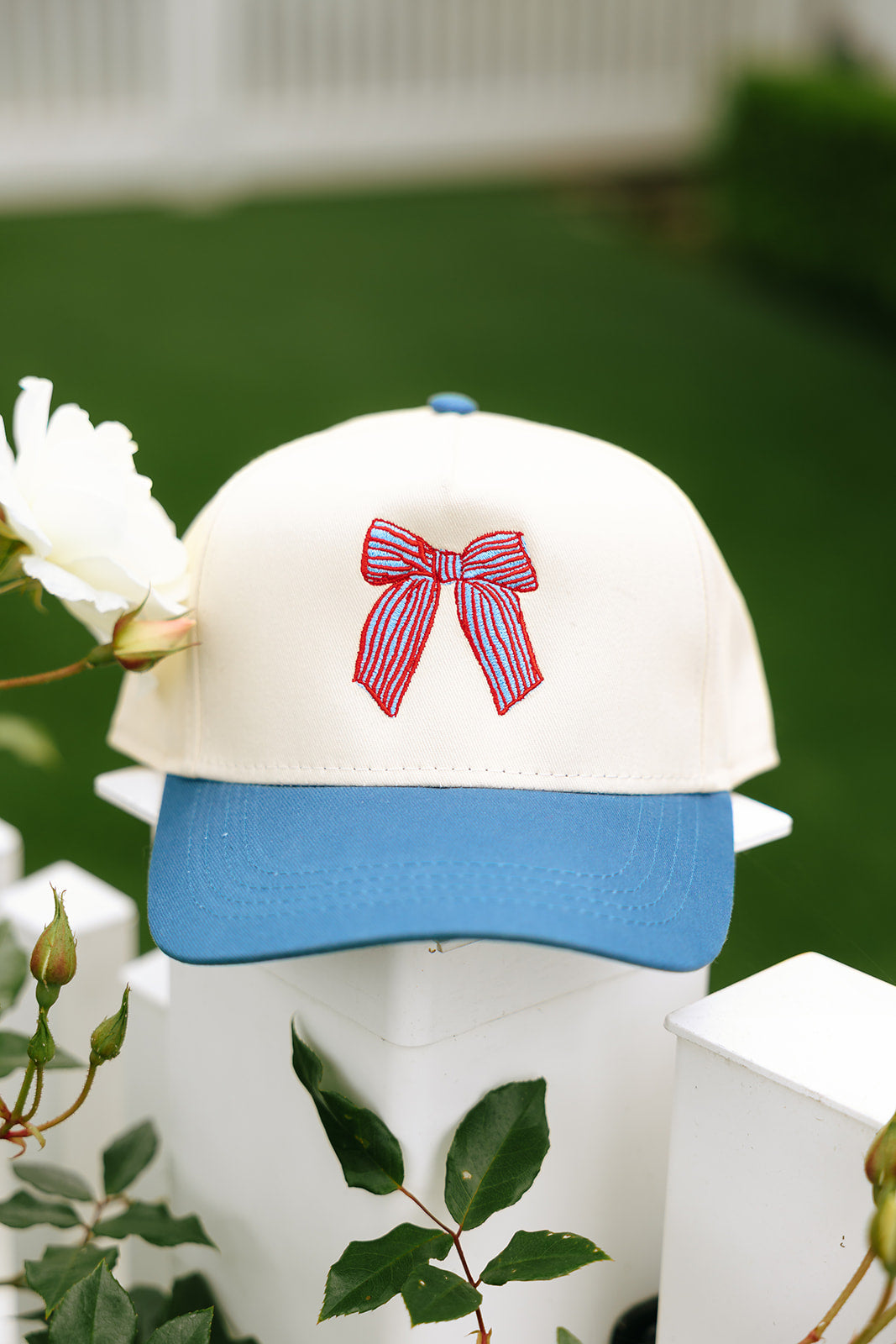 USA Bow Light Blue/Red Stripe